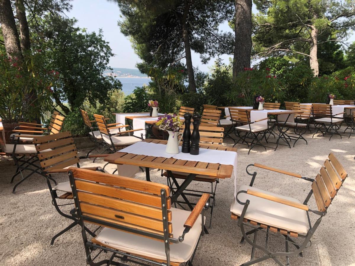 La Villa - Beach House & Rooms Crikvenica Exterior foto