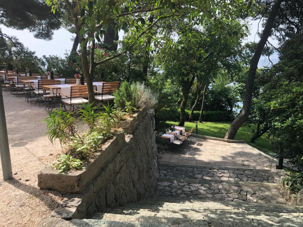 La Villa - Beach House & Rooms Crikvenica Exterior foto