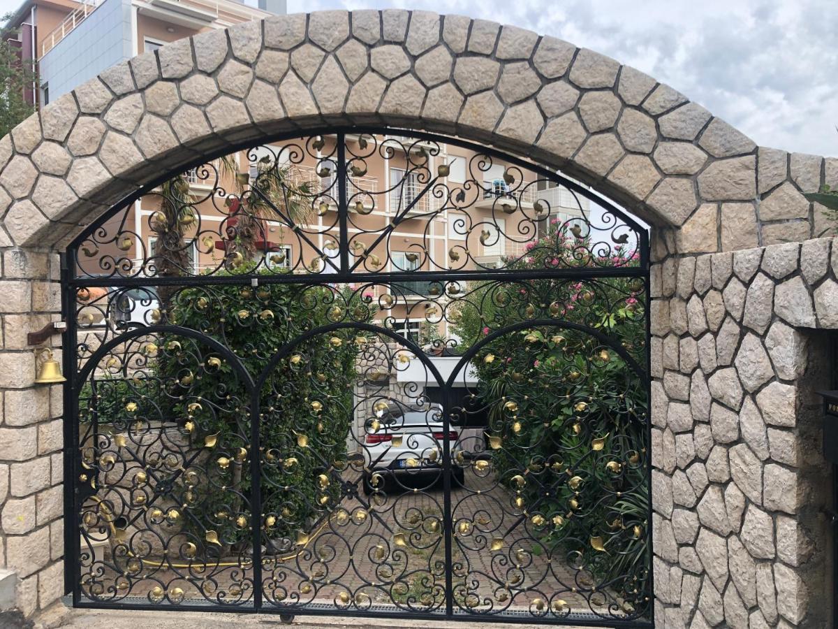 La Villa - Beach House & Rooms Crikvenica Exterior foto