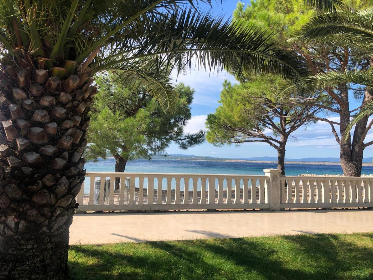 La Villa - Beach House & Rooms Crikvenica Exterior foto